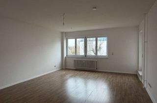 Wohnung mieten in Kastanienallee 49a, 13158 Rosenthal, Pankow pur – Helle Wohnung mit Balkon für Stadtmenschen mit Herz!
