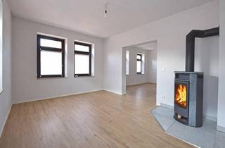 Wohnung mieten in 08297 Zwönitz, ***Volltreffer - komplett sanierte 4- Raum- Wohnung im Zentrum von Zwönitz***