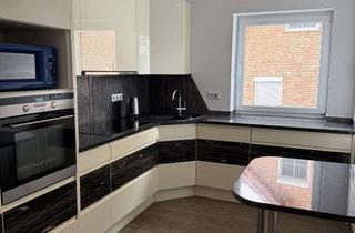 Doppelhaushälfte kaufen in 35418 Buseck, Einladende Doppelhaushälfte für drei Familien – Willkommen in Ihrem neuen Zuhause!