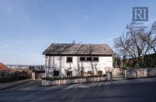 Einfamilienhaus kaufen in 97483 Eltmann, Zuhause mit Potenzial - großzügiges Einfamilienhaus