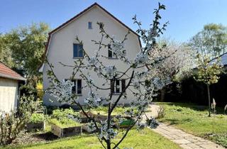Haus kaufen in Rundhofer Pfad, 13503 Heiligensee, ✨ Stilvolles Familienhaus mit Geschichte, Gartenidylle & hochwertiger Sanierung