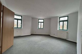 Wohnung mieten in 09116 Chemnitz, ***Helle DG-Wohnung in Altendorf – in Renovierung, neuer Laminatboden***