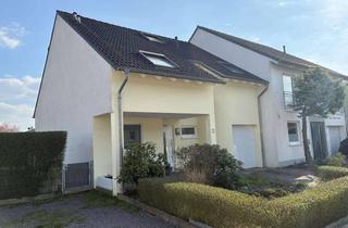 Einfamilienhaus kaufen in 66740 Saarlouis, Sehr gepflegtes und einseitig angebautes Einfamilienhaus in Saarlouis-Lisdorf