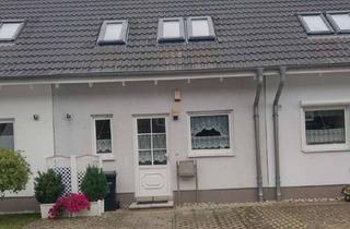 Haus mieten in 18528 Bergen, Charmantes Reihenmittelhaus in zentraler Lage in Bergen auf Rügen zu vermieten!