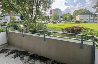 Anlageobjekt in 46537 Dinslaken, Paketverkauf - Zwei bezugsfreie 3-Zimmer-Whg mit zwei Reihengaragen