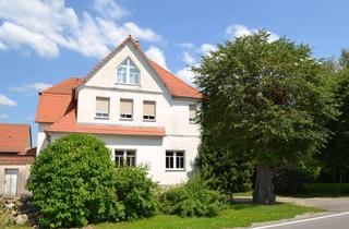 Wohnung kaufen in Thomas Müntzer Str. 33, 06647 Kahlwinkel, Eine Dachgeschoß-Eigentumswohnung mit 2 Stellplätzen und Gartenfläche in ruhiger ländlich idyllische