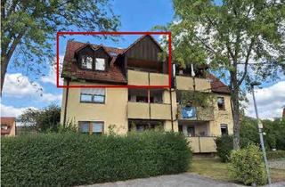 Wohnung kaufen in Rampenstraße 11, 91564 Neuendettelsau, Lichtdurchflutete DG-Wohnung mit Südbalkon & großzügigem Studio