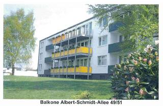 Wohnung kaufen in Albert-Schmidt-Allee 51, 42897 Lennep, Gut gepflegt: Sonnige 2-Zimmer Wohnung mit Balkon und Garage in Remscheid-Lennep