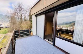Wohnung kaufen in 72270 Baiersbronn, Tolle Ferienwohnung mit schöner Aussicht, Abstellraum und Carport