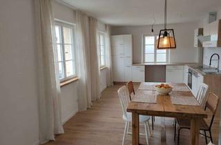 Wohnung mieten in Kornburger Hauptstraße 19, 90455 Kornburg, Erstbezug nach denkmalgerechter Generalsanierung - 3-Zimmer Wohnung mit Balkon in Nürnberg-Kornburg