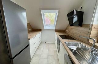 Wohnung mieten in Voräckerstr 10, 71272 Renningen, Charmante 3-Zi-DG Whg mit neuer Einbauküche, Balkon & TG-Stellplatz in Renningen – ab 01.05.2026