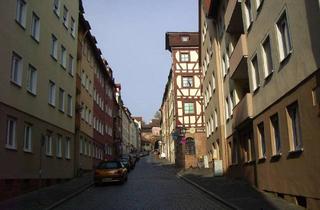Wohnung mieten in Albrecht-Dürer-Straße, 90403 Nürnberg, Schöner Wohnen im Burgviertel ! Romantische 2-Zimmer-DG-Wohnung mit besonderer Aufteilung