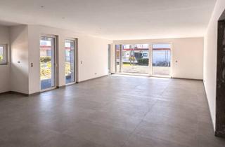 Wohnung mieten in Tuchmacherstraße, 72250 Freudenstadt, Erstbezug - Exklusive 4-Zimmer EG-Wohnung mit Garten in bester Lage