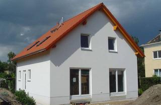 Haus kaufen in 04668 Parthenstein, KLINGA: Grundstück inklusive ! 5 Zimmer, Ton-Dachziegel, Wärmepumpe, Fußbodenhz., freie Grundrisspla