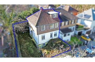 Doppelhaushälfte kaufen in 70193 West, Doppelhaushälfte in Stuttgart-West Kräherwald – Sanierungsobjekt mit seltenem Entwicklungspotenzial