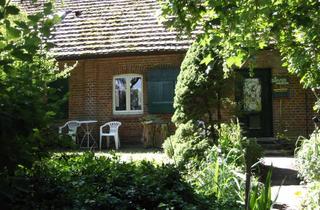 Doppelhaushälfte kaufen in 17168 Lelkendorf, Charmantes Charmantes Bauernhaus, Doppelhaushälfte in Lelkendorf mit Außenstellplatz und Garten