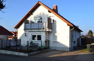 Anlageobjekt in Hinter Der Kirche 07, 99334 Kirchheim, Ein Dachgeschoß-Eigentumswohnung mit Stellplatz und Balkon in ruhiger ländlich idyllischer Lage