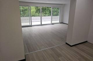 Wohnung mieten in Steinaggertal, 51580 Reichshof, Moderne 4-ZiWohnung 144 m² mit XXL Terrasse – ideal für Familie oder Homeoffice