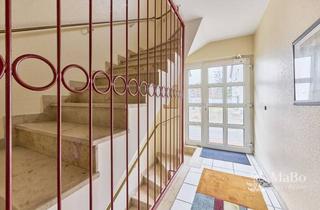 Wohnung kaufen in 69190 Walldorf, Wohnen auf 2 Ebenen mit Schwedenofen zentral in Walldorf