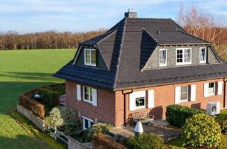 Haus kaufen in 01665 Klipphausen, Klipphausen - Mehrgenerationenwohnen ideal! Zweifamilienhaus mit Einliegerwohnung und großem Grundstück!