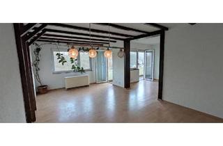 Wohnung kaufen in 66740 Saarlouis, Saarlouis - Große, helle Wohnung am Waldrand