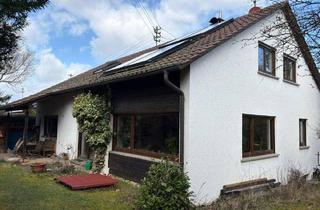 Haus kaufen in 72135 Dettenhausen, Dettenhausen - .::Ein Haus mit vielen Möglichkeiten - freistehendes Zweifamilienhaus::.