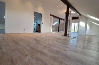 Wohnung kaufen in 54298 Welschbillig, Welschbillig - Wohnen über den Dingen - Dachgeschoss mit Flair, 2 Balkon am Wald