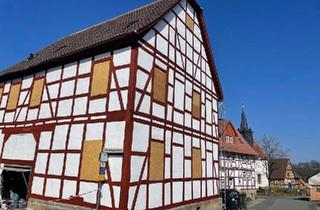 Mehrfamilienhaus kaufen in 34466 Wolfhagen, Wolfhagen - Mehrfamilienhaus in Wolfhagen - Sanierungsobjekt mit Potenzial