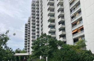 Wohnung kaufen in Tal, 81243 München, München - Ohne Provision: 3-Zimmer-Wohnung mit Fernblick, Sauna, Balkonen