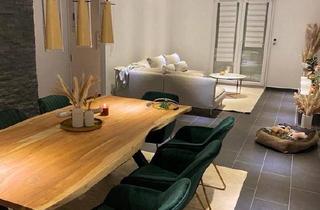 Einfamilienhaus kaufen in 66802 Überherrn, Überherrn - Freistehendes Einfamilienhaus mit Potenzial