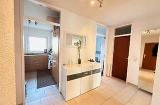 Wohnung kaufen in 74343 Sachsenheim, Sachsenheim - Helle 3-Zimmer Wohnung mit Balkon & Tiefgarage