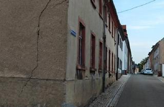 Haus kaufen in 07580 Ronneburg, Ronneburg - 3-Parteien-Sanierungsobjekt bei Gera - Ronneburg