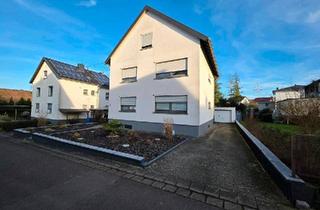 Haus kaufen in 66333 Völklingen, Völklingen - Freistehendes Mehrgenerationenhaus in ruhiger Lage in Völklingen