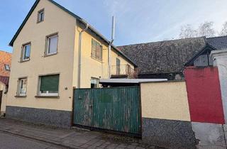 Haus kaufen in 67127 Rödersheim-Gronau, Rödersheim-Gronau - Wohnhaus mit angebauter Scheune und vielseitigem Nutzungspotenzial zu verkaufen!