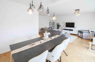 Wohnung kaufen in 75305 Neuenbürg, Modernes Wohnglück trifft auf kluge Investition: Frisch sanierte 3-Zimmer-Oase