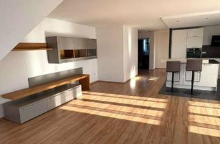 Wohnung kaufen in 74541 Vellberg, Neuwertige exclusive 4,5 Zimmer Wohnung auf zwei Ebenen