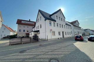 Wohnung kaufen in Albstraße 47, 72764 Reutlingen, Reutlingen, 2-Zimmerwohnung im Dachgeschoß eines kleinen Wohn-Geschäftshauses