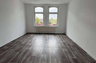 Wohnung kaufen in Querstraße 12, 18273 Güstrow, Sanierte 4-Zimmer -Wohnung mit Tageslichtbad mit Wanne, Balkon und Keller