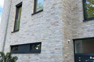 Wohnung kaufen in 45711 Datteln, Stilvolle, neuwertige 3-Zimmer-Wohnung mit gehobener Innenausstattung mit Balkon und EBK in Datteln