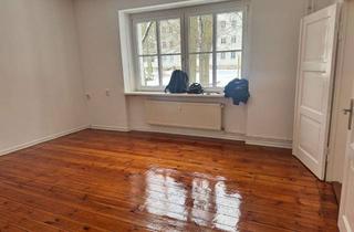 Wohnung kaufen in 18057 Hansaviertel, Sanierte 3-oder 4-Raum Wohnung - sofort bezugsfrei!