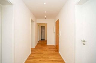 Wohnung kaufen in 89250 Senden, Renovierte 3-Zimmer-Wohnung mit Balkon & Aufzug – bezugsfrei und vielseitig nutzbar