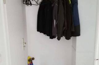 Wohnung mieten in 42651 Solingen-Mitte, Helle 2-Zimmer Dachgeschosswohnung in Solingen-Mitte