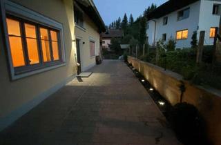 Wohnung mieten in Fischhaus 66, 94161 Ruderting, Luxuriöse 4-Zimmer Dachgeschosswohnung mit hochwertiger Ausstattung und Gartenmitbenutzung