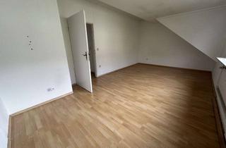 Wohnung mieten in Irmgardstraße, 45888 Bulmke-Hüllen, 2 Zimmer - Dachgeschoss - gepflegt