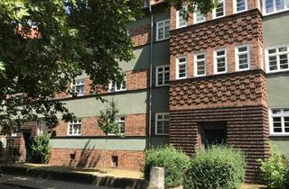 Wohnung mieten in Carl-Schurz-Str., 06130 Damaschkestraße, Dachgeschosswohnung mit großem Wohnzimmer