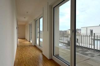 Penthouse mieten in 93053 Kasernenviertel, Sofort bezugsfrei: Modernes 3-Zimmer-Penthouse mit TG-Stellplatz und Panorama-Fensterfront