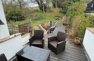 Wohnung mieten in Crotenlaider Weg 32, 08393 Meerane, 3-Zi. mit Laminat, Küchenofen, Terrasse, Kachelofen und offener Küche in zentraler Lage!