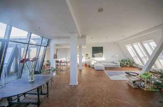 Wohnung mieten in Mommsenstrasse 11, 10629 Charlottenburg, 4 Zi-DG-Whg in der Mommsenstr Höhe Wielandstr mit Terrasse Aufzug u. EBK