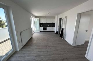 Wohnung mieten in Rixdorfer Str. 76, 12109 Mariendorf, Sonnige 2 Zimmer Wohnung mit Einbauküche !