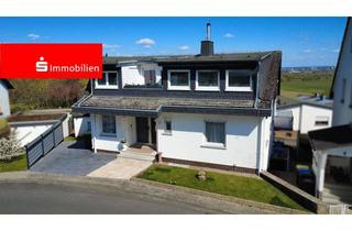 Haus kaufen in 35633 Lahnau, PROVISIONSFREI für Käufer! Ein-/Zweifamilienhaus mit traumhaften Weitblick in Bestlage von Atzbach!